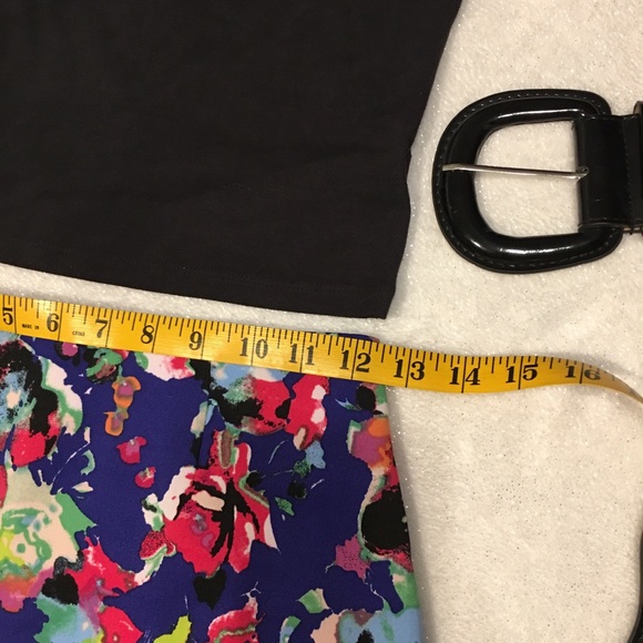 Nicole Miller Floral Scuba Pencil Skirt - Picture 3 of 5